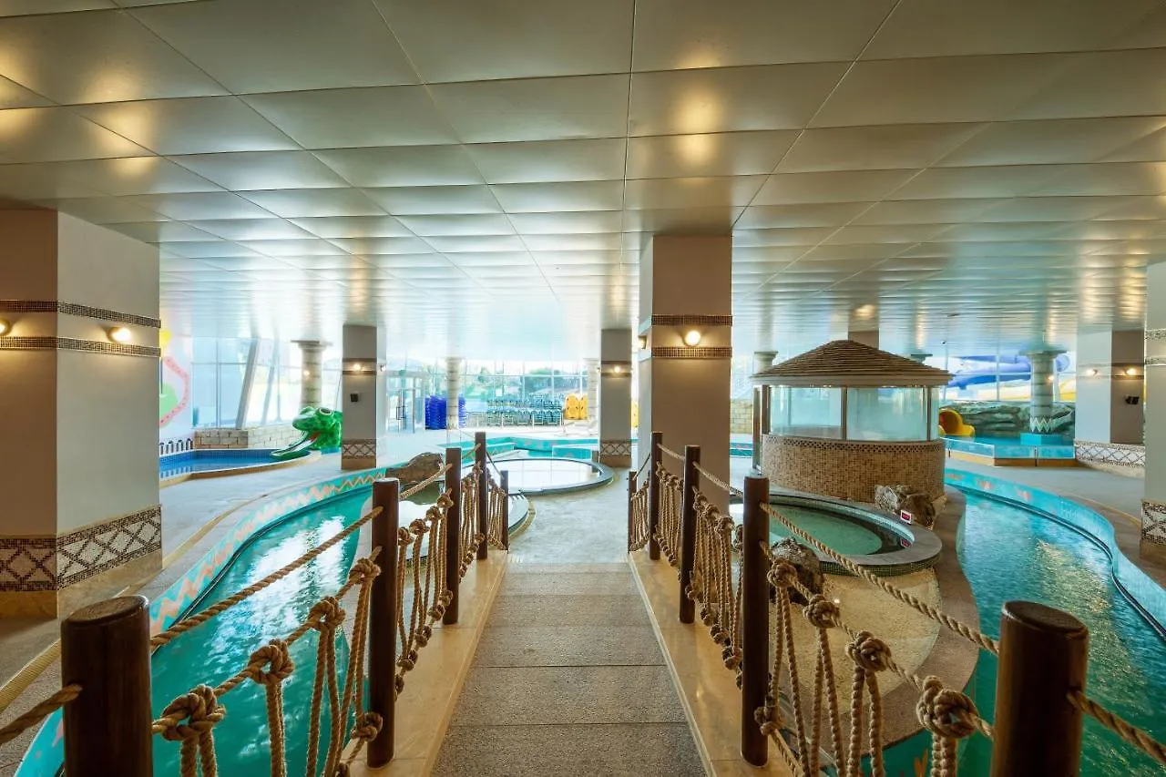 더 위크 앤 리조트 인천 3*,