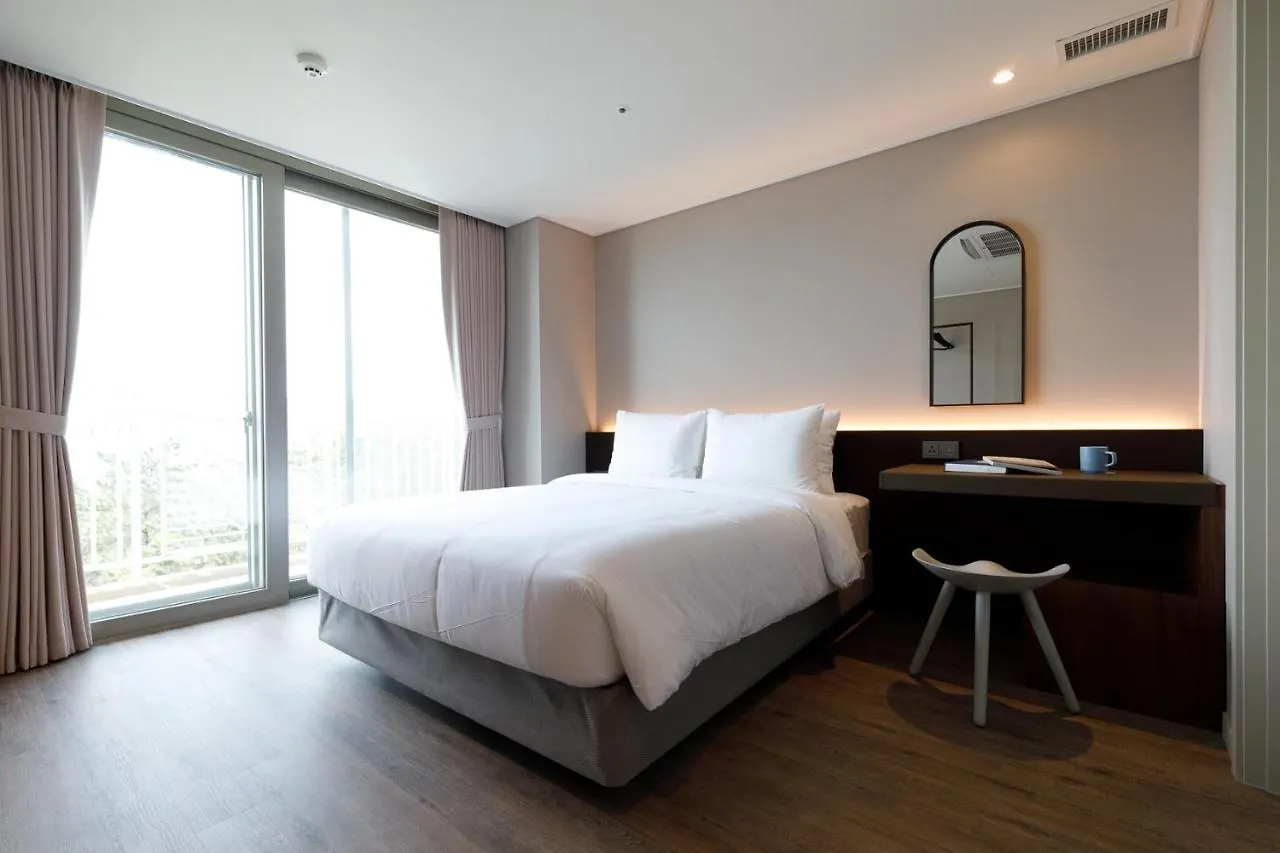 The Week & Resort Incheon 3*,