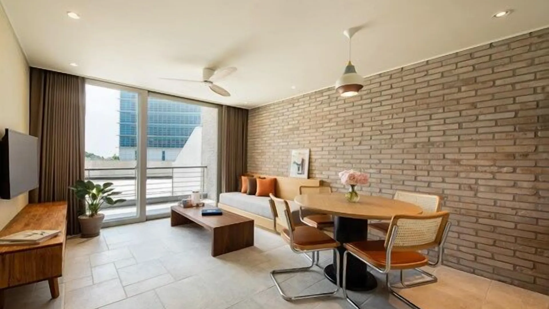 The Week & Resort Incheon 3*,